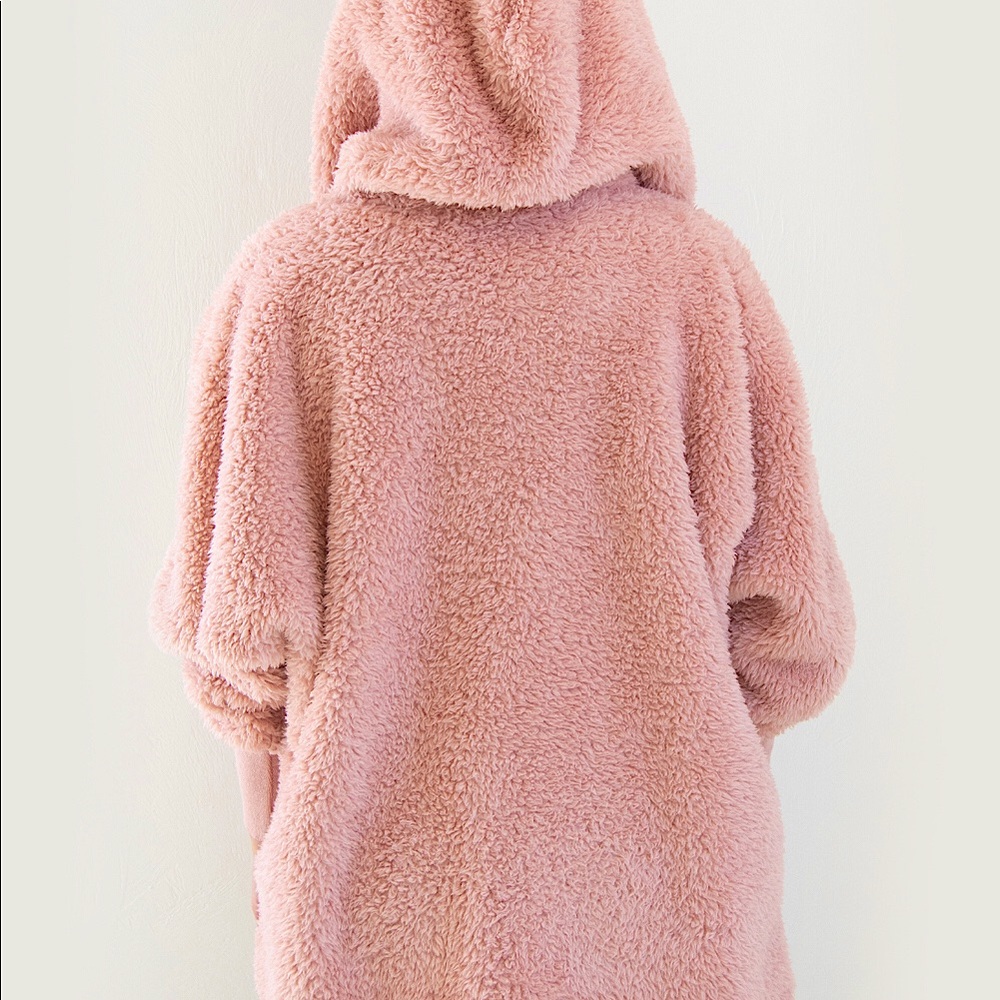 NWT NordicBeach Fluffy Jacket / Bodywrap
